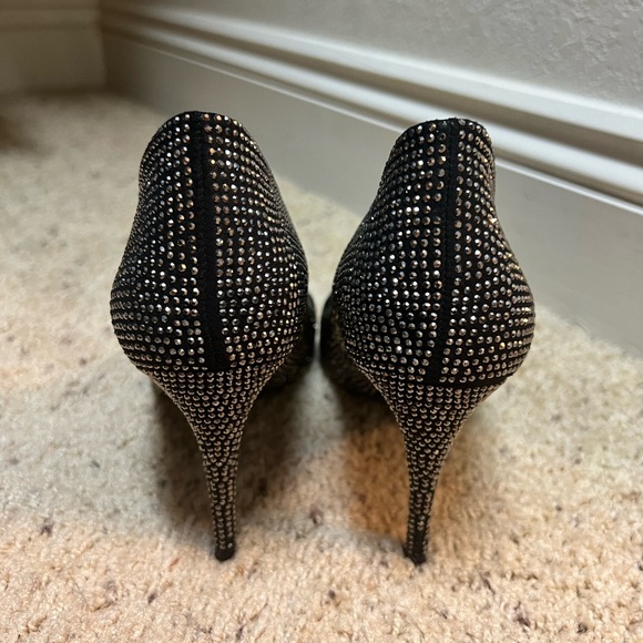 ALDO Nirema Rhinestone Stiletto Pump Pewter Silver and Black Size 6 - Picture 2 of 11